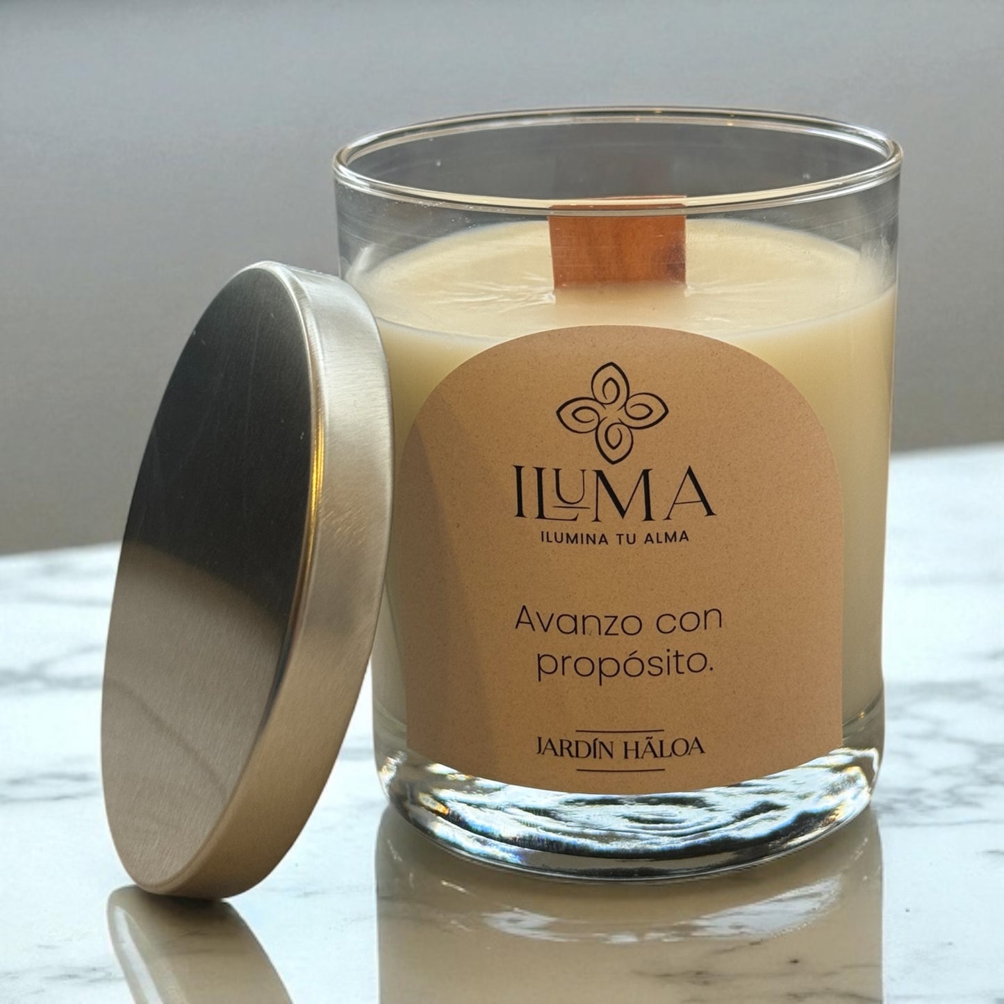 Vela con esencia de JARDÍN HÃLOA